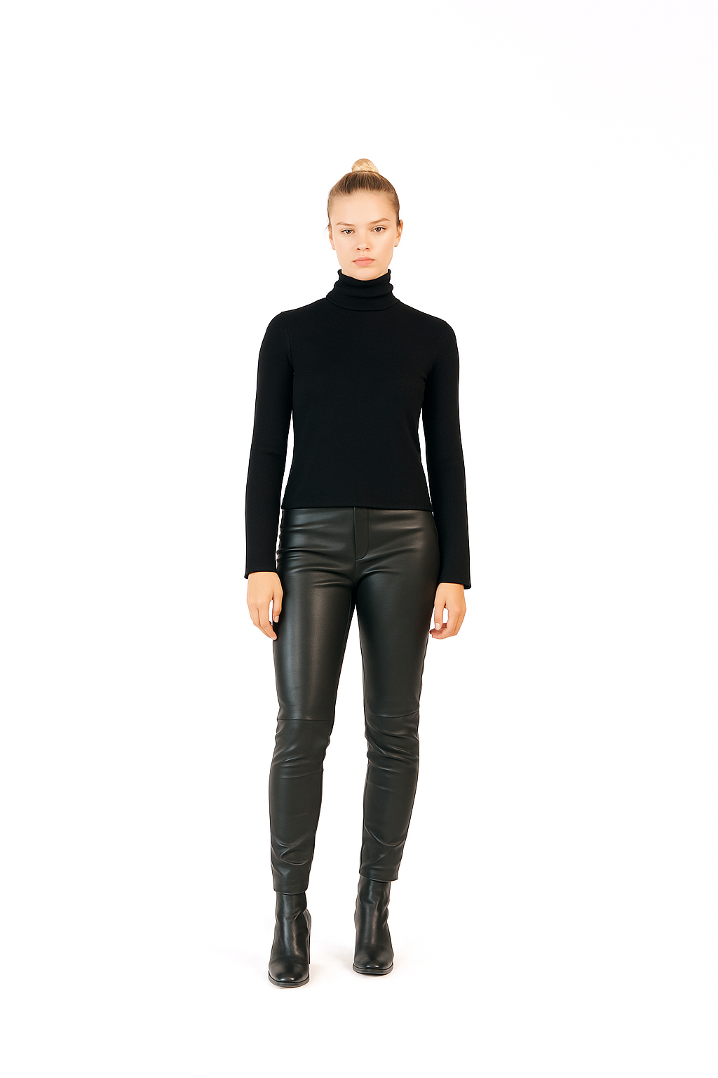 CASHMERE BELL SLEEVE TURTLENECK- ONYX