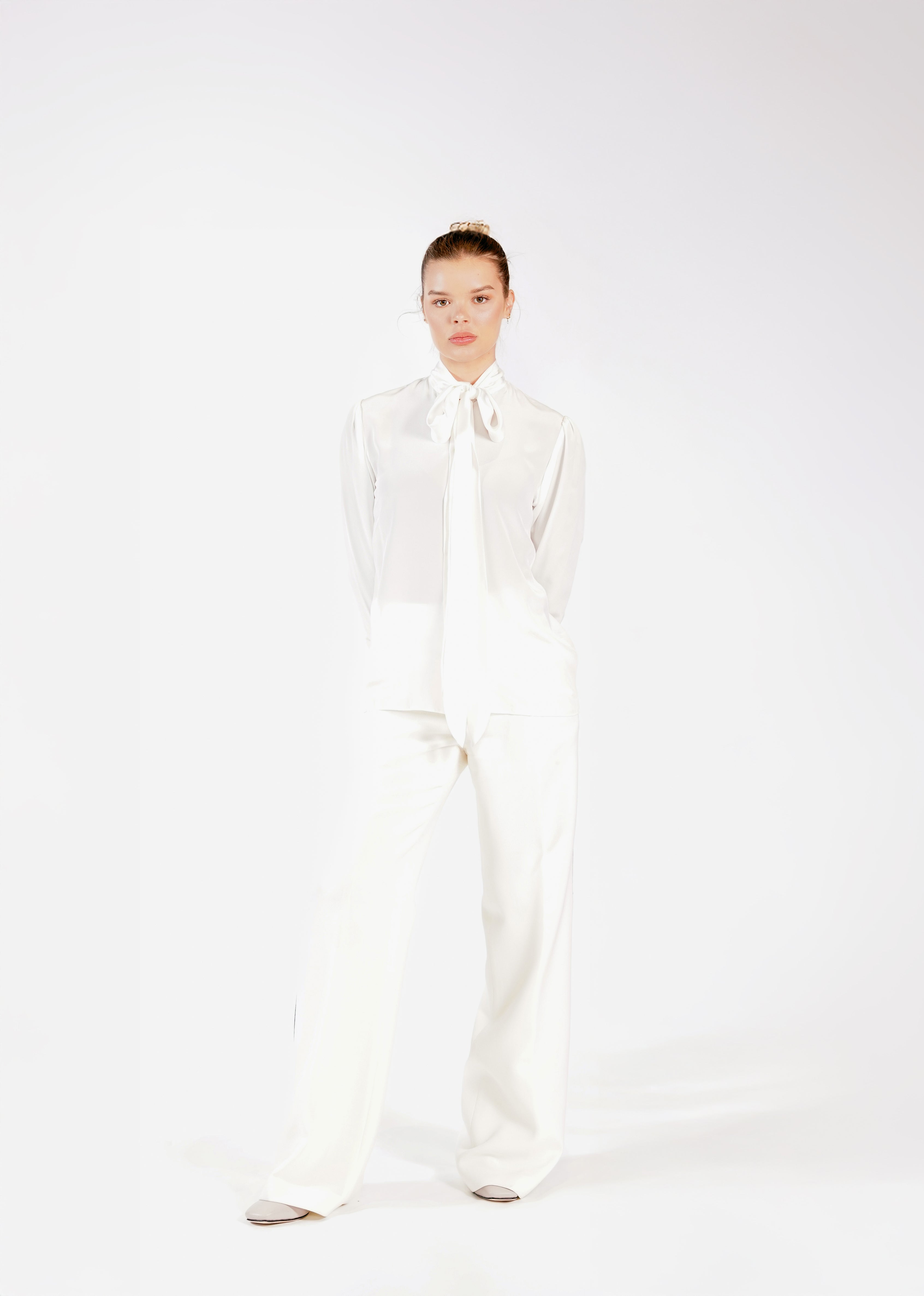 VICTORIA BLOUSE WHITE